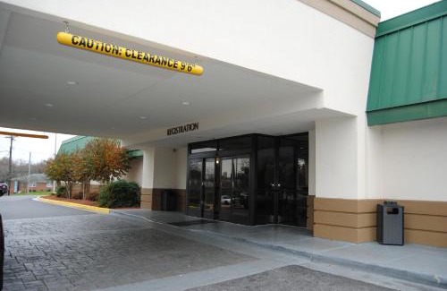 Rolling Road Farms Hotel | Quality Inn