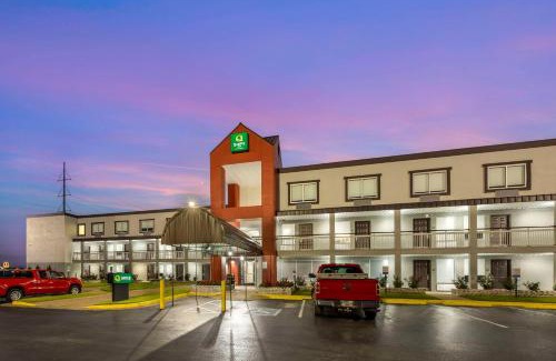 Jackson Hotel | Quality Inn