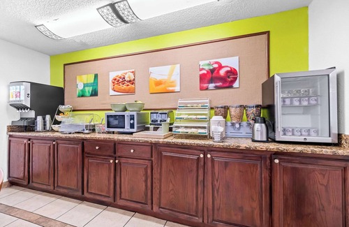 Plainview Hotel | Quality Inn
