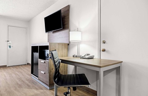 Plainview Hotel | Quality Inn