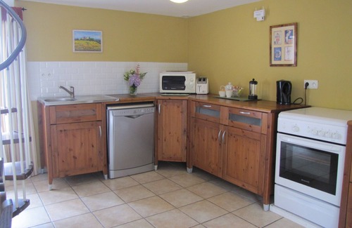 Gomene Cottage | Quality Traditional Breton Gite ,Gomene - Heated Swimming Pool , Wi-Fi , Gardens
