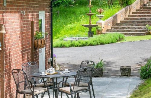 Boughton Monchelsea House | Quarry Lodge