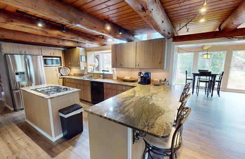 Whitepine House | Quartz Creek Retreat