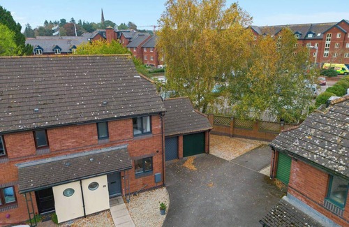 Alphington House | Quay Escape - Short Stays UK Ltd