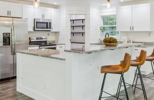 Caton House | Que Sera Luxury Retreat