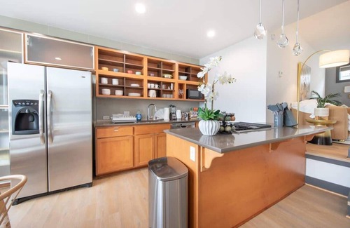 East Queen Anne House | Queen Anne Modern Family Home Free Parking - SLU - Gym
