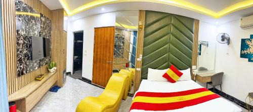 Ha Dong Hotel | Queen Hotel - Mo Lao