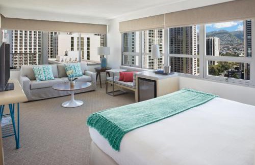 Waikiki Hotel | Queen Kapiolani Hotel