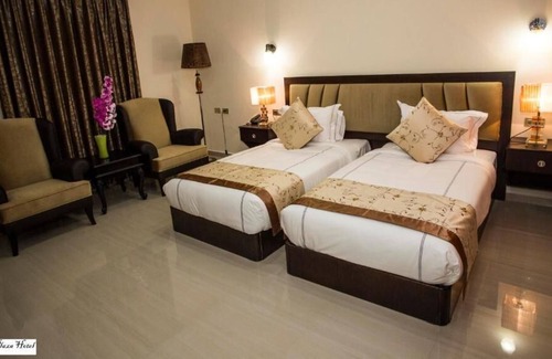 Hebron Hotel | Queen Plaza Hotel