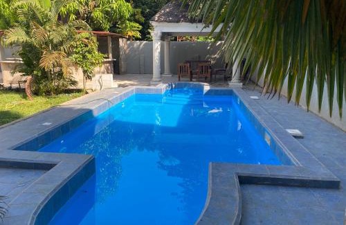 Serrekunda House | Queen Zee Boutique Hotel