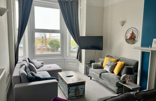 Portsmouth Apartment | Queens Gate