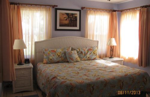 Bradenton Beach Resort | Queens Gate Resort