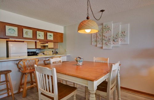 Topsail Beach Condo | "Queens Grant B-106" Oceanfront Condo w/Community Pool and Day Docks