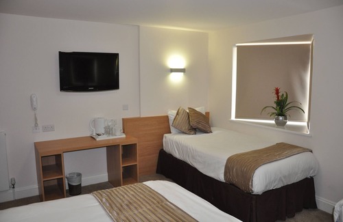 Brownswood Hotel | Queens Hotel