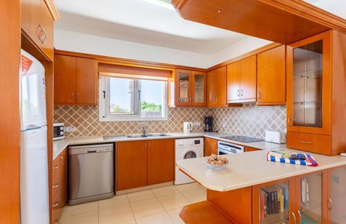 Pegeia Villa | Queens Paradise 1 in Peyia