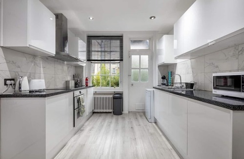 Bayswater Apartment | Queensway, London 🏡 Luxury Five-Bedroom Apartment