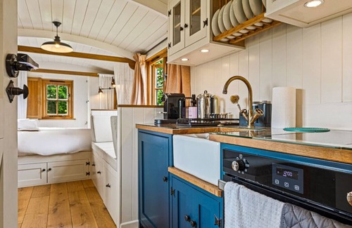 Stonor Cabin | Quercus - Shepherds hut