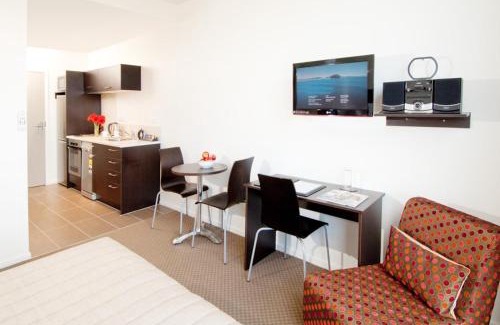 Henderson Apartment | Quest Henderson Apartment Hotel