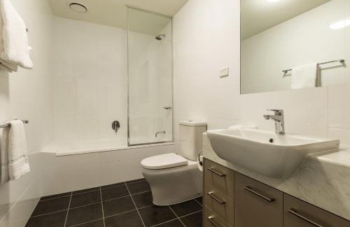 Tullamarine Apartment | Quest Melbourne Airport