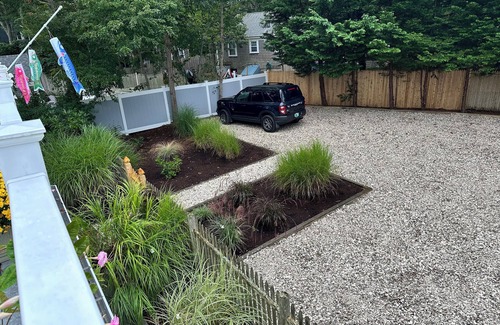South Yarmouth Cottage | QUESTOVER…Steps to Nantucket Sound Beaches. Lower level 2 bed 1 bath sleeps 6