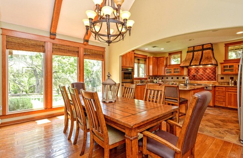 Spicewood House | Quiet 12+ Acres of Hill Country all to yourself