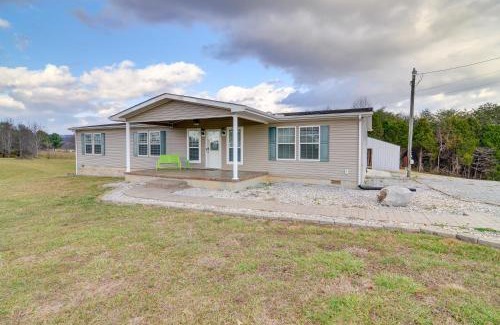 Albany House | Quiet Albany Retreat Near Dale Hollow Lake!