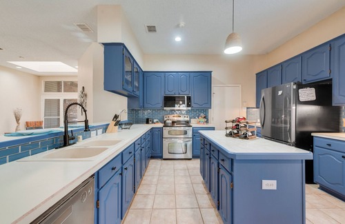 Lewisville House | Quiet and calm neighborhood