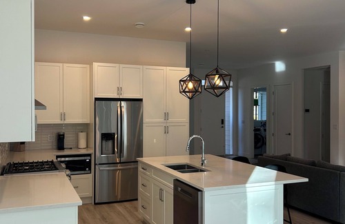 Halfmoon Bay House | Quiet and private home surrounded by nature