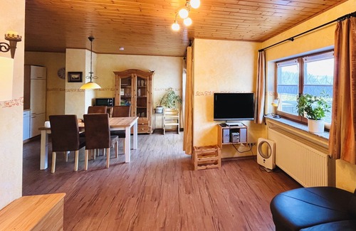 Veldenz Condo | Quiet apartment with balcony overlooking the vineyards for 2-4 people