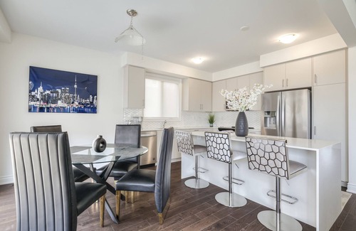 Bradford House | Quiet Private Suite in Bradford