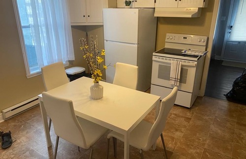 Saint-Edmond Apartment | Quiet 3 bedroom apartment - Garden, BBQ, 2 parking spaces | Very popular !