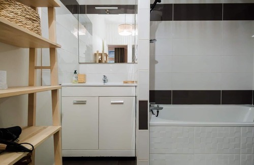 Moliere - Edgard Quinet Apartment | Quiet central Lyon