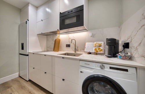 East End Apartment | Quiet Comfort in Glasgow city