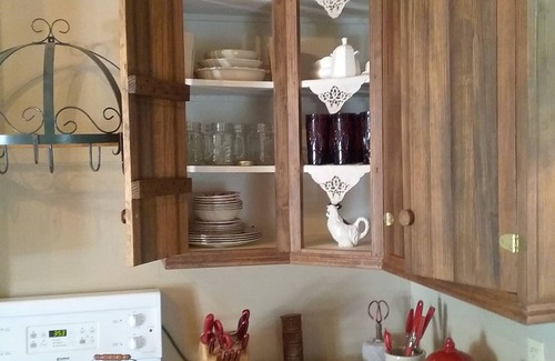 Ledbetter Cottage | Quiet Country Cottage