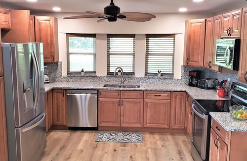 Williston House | Quiet Country Getaway in Horse County Close to Ocala/Gainesville, Pet Friendly!