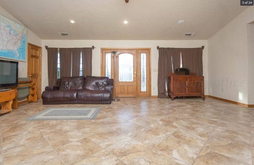 Pampa House | Quiet country home just outside of Pampa TX