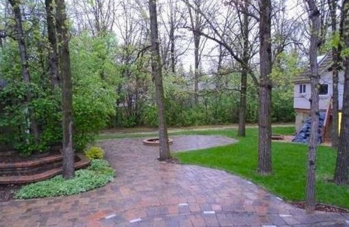 New Bothwell House | Quiet Country Living Convenient City Amenities