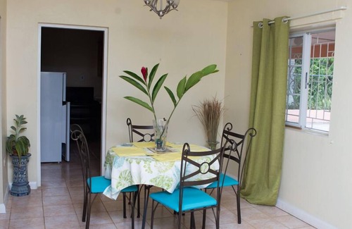 Mandeville Cottage | Quiet Country Retreat, Cottage Rental, Full Breakfast