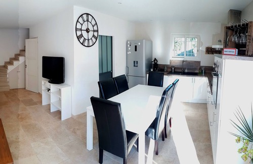 Malaucene Villa | Quiet country villa, not overlooked