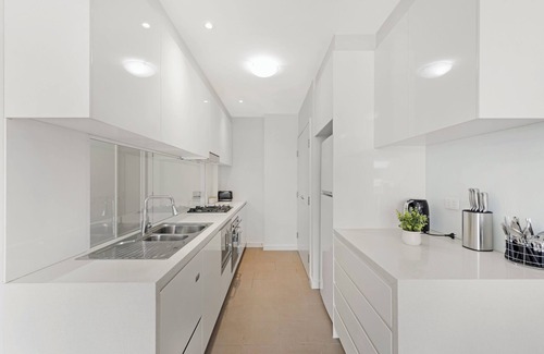 Rhodes Apartment | Quiet & Cozy Retreat@Rhodes