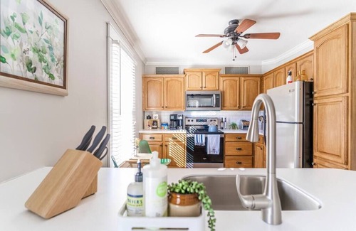 North Chattanooga House | Quiet Delight w/Firepit & Grill 5 Min to TN Aquarium