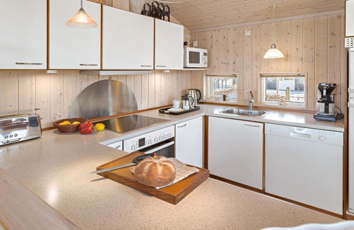 Pøt Strandby House | Quiet, established cottage area with well furnished cottage.