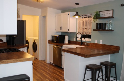 Argyle House | Quiet Family Friendly Home on Gravel Road --- 25 min from Lake Huron