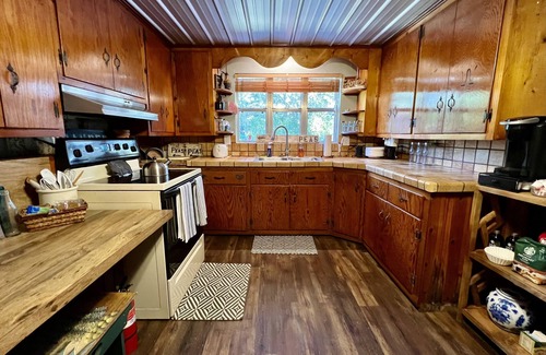 Webster Other | Quiet farmhouse central to major theme parks