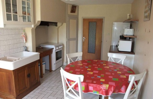 Fougerolles Cottage | Quiet cottage in Fougerolles, perfect for families