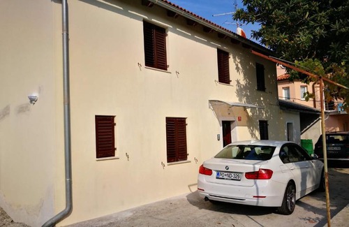 Secovlje House | Quiet getaway house