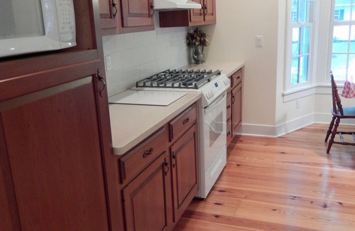 Saugatuck Apartment | Quiet Getaway Steps From Downtown
