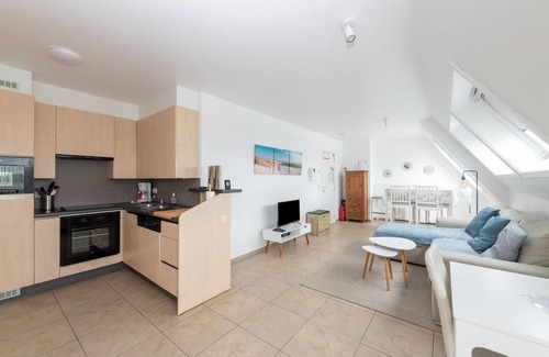 Nieuwpoort Apartment | Quiet Getaway w/Terrace