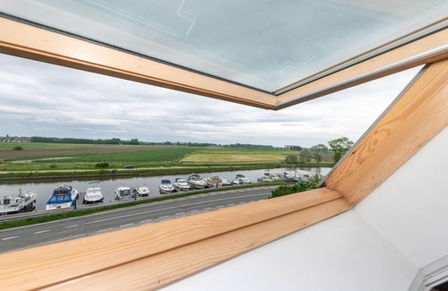 Nieuwpoort Apartment | Quiet Getaway w/Terrace