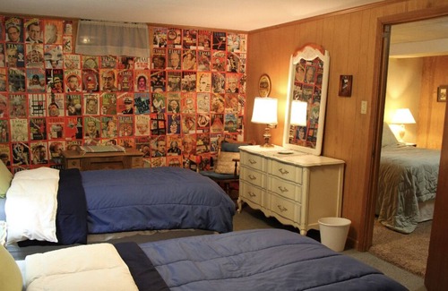 Southeast House | Quiet Getaway with easy access downtown